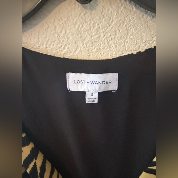 Lost + Wander Helena Love Tiger Print Midi Dress Size Small NWOT - Picture 9 of 9